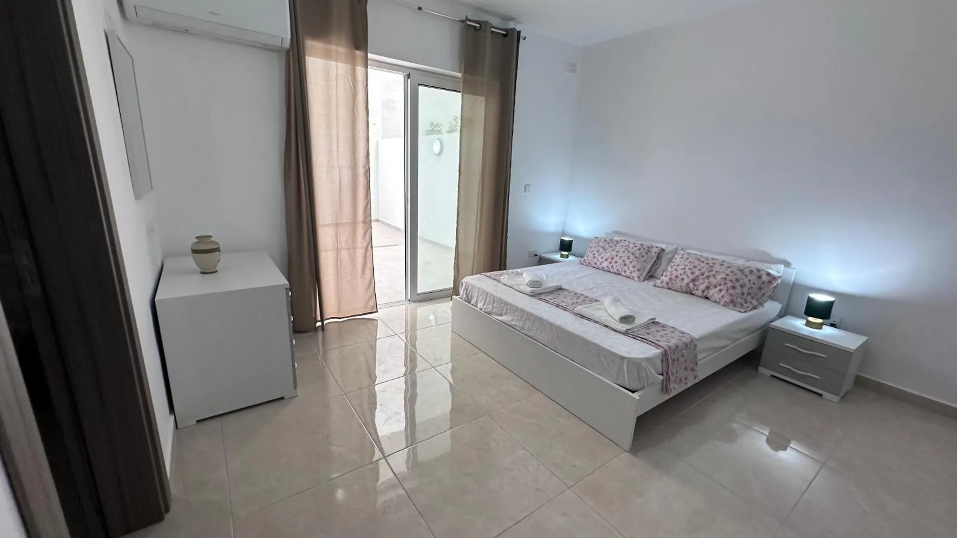 Apt Oasi Urbana Saint Julian's