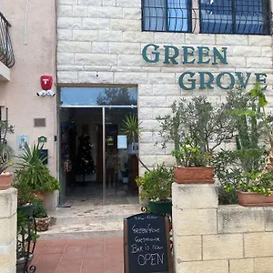 3* Гостевой дом Grove